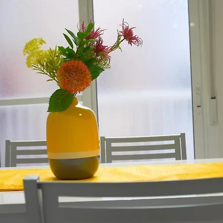 Stylish & Spacious Family Near & Vibrant Historic Market * Alicante