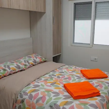 Apartment Stylish & Spacious Family Near & Vibrant Historic Market